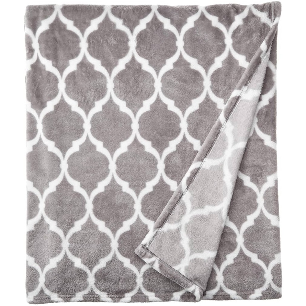 Geometric gray throw blanket: 50”x60”